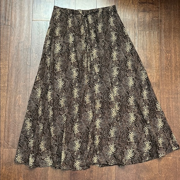 Brown Python. Snakeskin Print A-Line Maxi Skirt for Casual Wear, Size Medium - Picture 1 of 8
